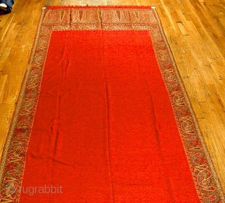 Type: KASHMIR SHAWL 
Origin: India 
Circa: 1825 
Size/Feet & Inches: 4'1'' x 8'9'' 
Size/Meters: 1.24 x 2.66 
               