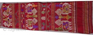 Tai Lue weaving, cotton supplementary weft with silk embroideries.


Tai Lue.


Minority group Laos and Thailand.


Seconed Quarter 20th Century.


0.87 X 0.24 CM
             