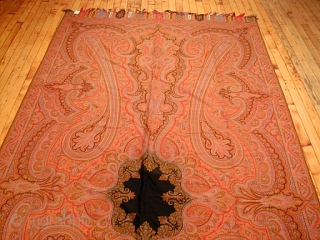 Type: PAISLEY SHAWL
 
Origin: FRANCE 

Circa: 1880 

Size/Feet & Inches: 5'1'' x 10'10'' 

Size/Meters: 1.54 x 3.3 
               