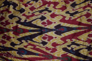 Kundal Brocade with Rare Ikat Interior
19th Century - Bukhara
Good Condition                       