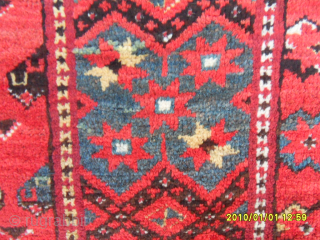 Antique Beshir Rug
Size: 285 x 145 cm.
Mail: makifhali@yahoo.com                         