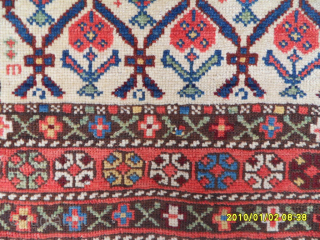 Antique Marashali Rug
Size: 140 x 110 cm.
Mail: makifhali@yahoo.com