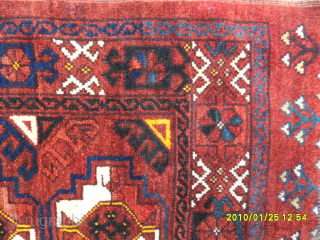Antique Ersari Rug
Size: 150 x 85 cm.
Mail: makifhali@yahoo.com                         