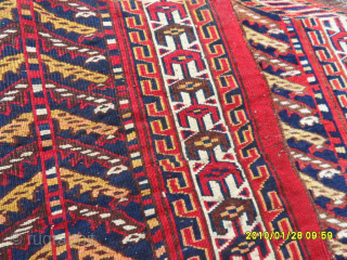 Antique Turkmen Asmalyk
Size: 103 x 62 cm.
Mail: makifhali@yahoo.com