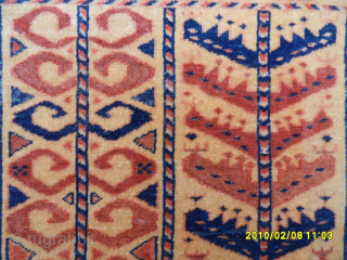 Turkmen Asmalyk 30-40 years old
Size: 145 x 70 cm.
Mail: makifhali@yahoo.com                       