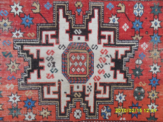 Antique Caucasian Zeychwe Rug Original size
Size: 98 x 77 cm.
Mail: makifhali@yahoo.com