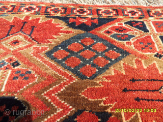 Antique Ersari Beshir
Size: 157 x 48 cm.
Mail: makifhali@yahoo.com