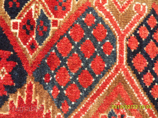 Antique Ersari Beshir
Size: 157 x 48 cm.
Mail: makifhali@yahoo.com