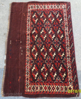 Antique Turkmen Torba
Size: 124 x 81 cm.
Mail: makifhali@yahoo.com