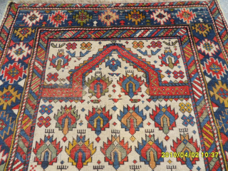 Antique Shirvan Rug
Size: 130 x 92 cm.
Mail: makifhali@yahoo.com
