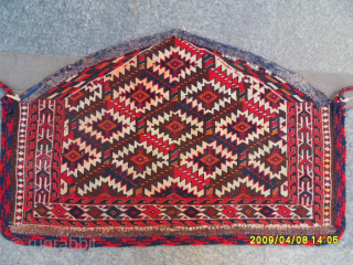 Antique Turkmen Asmalık 
Size: 60 x 95 cm.
Mail: makifhali@yahoo.com                        