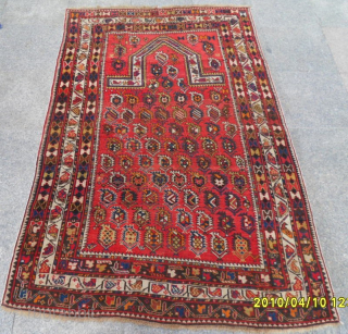 Antique Caucasian Marashali Rug
Size: 185 x 125 cm.
Mail: makifhali@yahoo.com