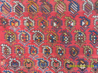 Antique Caucasian Marashali Rug
Size: 185 x 125 cm.
Mail: makifhali@yahoo.com