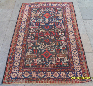 Antique Caucasian Prepedil Rug
Size: 195 x 130 cm.
Mail: makifhali@yahoo.com