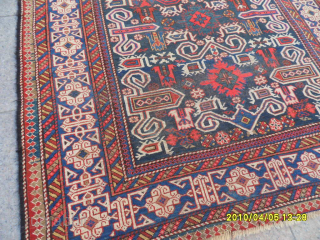 Antique Caucasian Prepedil Rug
Size: 195 x 130 cm.
Mail: makifhali@yahoo.com