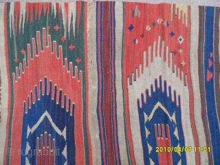 Anatolian Saff Kilim
Size: 165x103 cm.
Mail: makifhali@yahoo.com                           