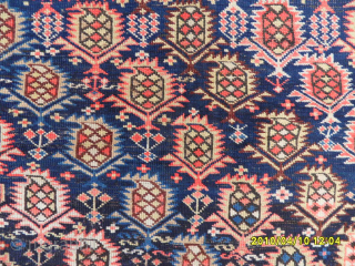 Antique Caucasian Marashali Rug
Size: 140 x 115 cm.
Mail: makifhali@yahoo.com                        
