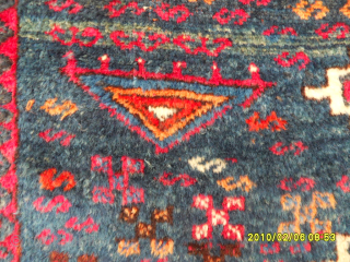 Antique Konya Cihanbeyli Kurdish Rug Size:133 x 105 cm. Mail: makifhali@yahoo.com                      