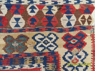 Antique Erzurum Kilim 
Size: 145 x 93 cm.
Mail: makifhali@yahoo.com                        