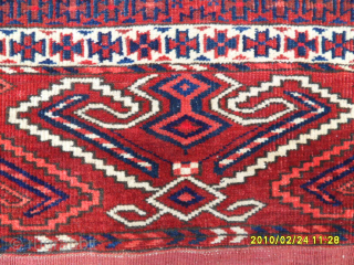 Antique Turkmen Ensi Rug Size: 160 x 130 cm. Mail: makifhali@yahoo.com                      