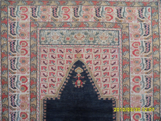 Antique Apple Border Ghördes Rug Size: 126 x 93 cm. Mail: makifhali@yahoo.com                     