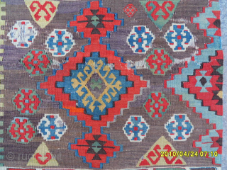 Antique Cappadocia Aksaray Anatolian Kilim
Size: 400 x 75 cm.
Mail: makifhali@yahoo.com                       
