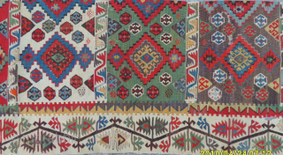 Antique Cappadocia Aksaray Anatolian Kilim
Size: 400 x 75 cm.
Mail: makifhali@yahoo.com                       