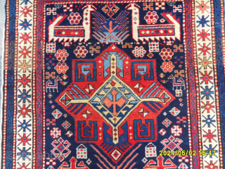 Antique Aksafa Carpet 
Size: 273x105 cm.                           