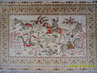 Seiden Hereke Hunting Scene
Size: 65 x 95 cm.
Mail: makifhali@yahoo.com                        