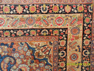 Antique Hacı Celili Rug
Size: 173 x 138 cm.
Mail: makifhali@yahoo.com                        