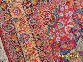 Antique Hacı Celili Rug
Size: 173 x 138 cm.
Mail: makifhali@yahoo.com                        