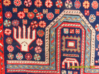 Antique Shirvan Marashali Rug
Size: 172 X 92 CM.
MAİL: makifhali@yahoo.com                        