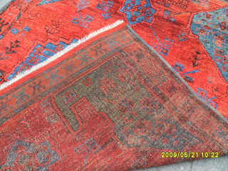 Antique Anatolian Konya Rug
Size: 285 x 140 cm.
Mail: makifhali@yahoo.com                        