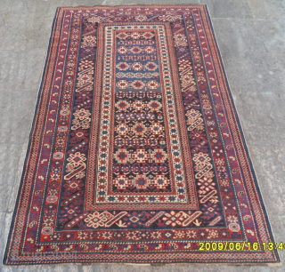 Antique Caucasian Chichi Rug
Size: 202 x 127 cm.
Mail: makifhali@yahoo.com                        