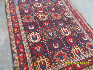 Antique Caucasian Karabag Rug
Size:190 x 140 cm.
Mail: makifhali@yahoo.com                         