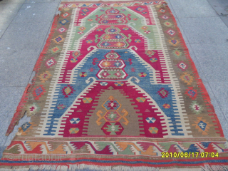 Rare Antıque Anatolian with stairs Kelim Realy Good Piece. size: 170x115
Communication mail: makifhali@yahoo.com. Mobile: +905324212758...