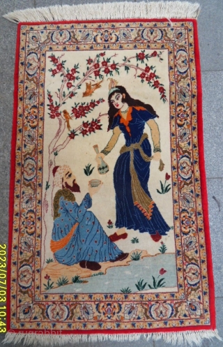 Antique Persian Isfahan Rug
size: 114x72 cm.                           