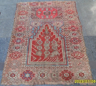 Antique Anatolian Prayer Carpet
size:155x111 cm.                            