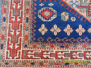 Antique Anatolian Bergama Rug Size: 205x165 cm. Mail: makifhali@yahoo.com                        