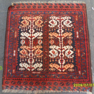 Antique Turkmen Beshir
Size: 97 x 97 cm.
Mail: makifhali@yahoo.com                         