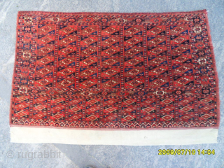 Antique Turkmen Torba
Size: 125 x 72 cm.
Mail: makifhali@yahoo.com                         
