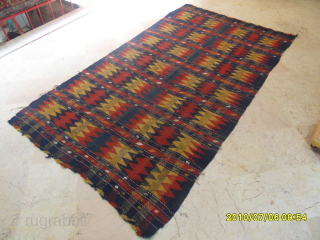 Antıque Caucasıan Verne All Perfect Fine quality and colors Size: 250x140
makifhali@yahoo.com