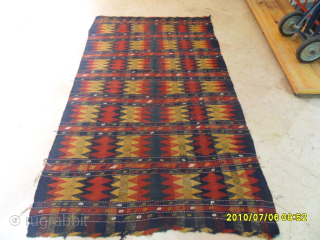 Antıque Caucasıan Verne All Perfect Fine quality and colors Size: 250x140
makifhali@yahoo.com