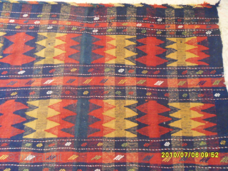 Antıque Caucasıan Verne All Perfect Fine quality and colors Size: 250x140
makifhali@yahoo.com