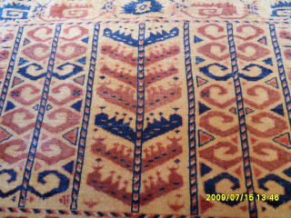 Turkmen Asmalyk 30-40 Years Old White Background
Size: 150 x 70 cm.
Mail: makifhali@yahoo.com                     