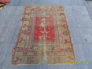 Antıque Carpet All Natural Dyes size. 165x117 cm.                         