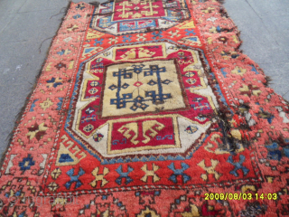 Antique Sivas Sharkıshla Fragment
Size: 160 x 105 cm.
Mail: makifhali@yahoo.com                        