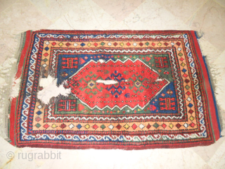 Rare Antıque Anatolıan Small Carpet All Naturall Colors size: 106x73
Mail: makifhali@yahoo.com
GSM: 5324212758                     