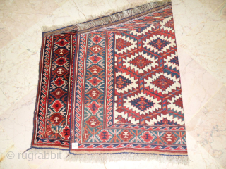 Antıque Turkoman Asmalık All Natural Colors And Perfect size: 122x80
Mail: makifhali@yahoo.com
GSM: +905324212758                     