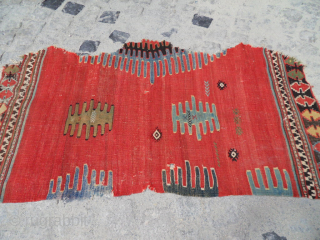 Rare Antıque Anatolıan Kelim Fragment size.137x68
Mail.makifhali@yahoo.com
GSM.+905324212758